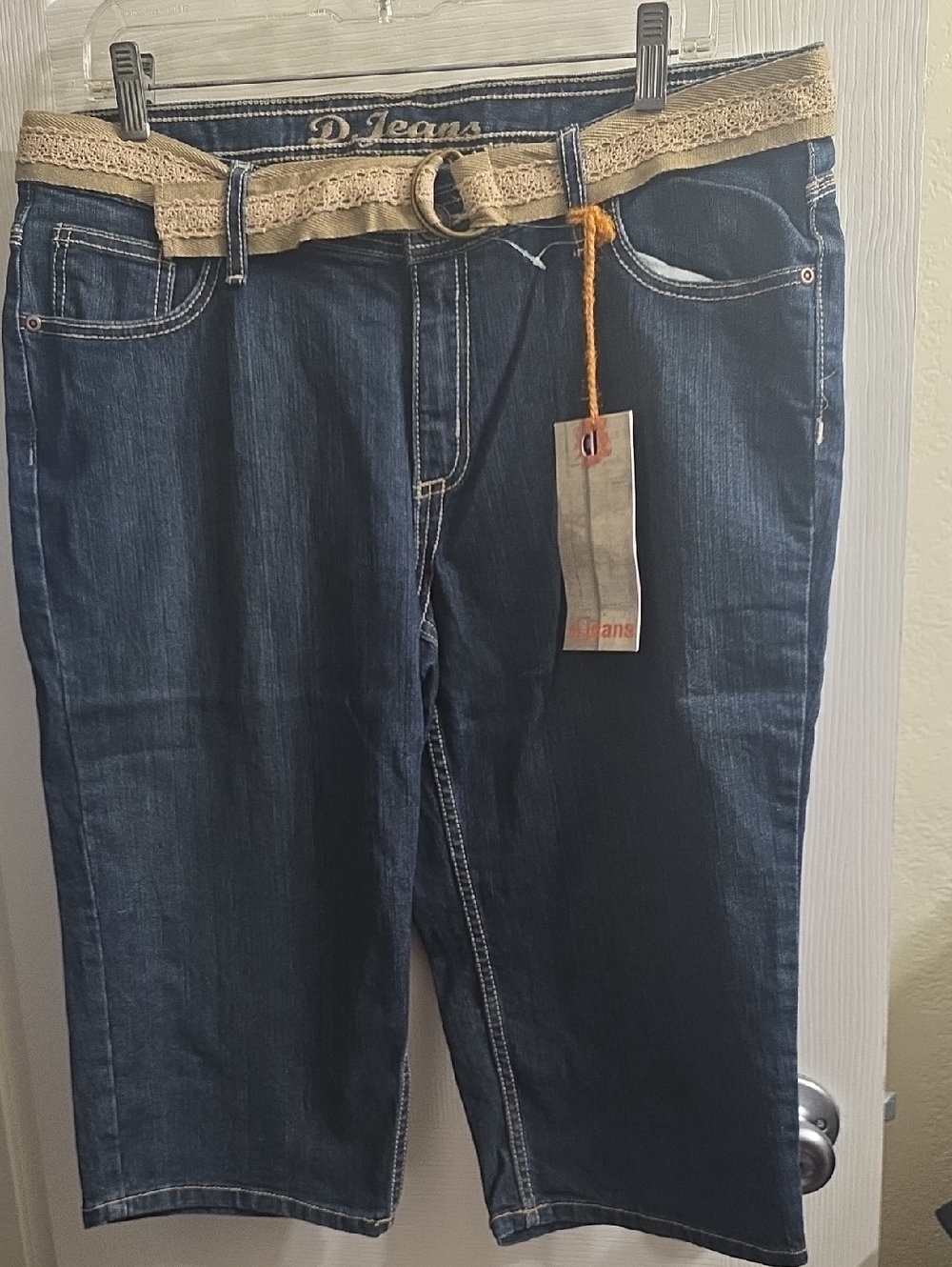d. jeans Dark Blue Cropped Denim with Tan Lace Belt Size 12